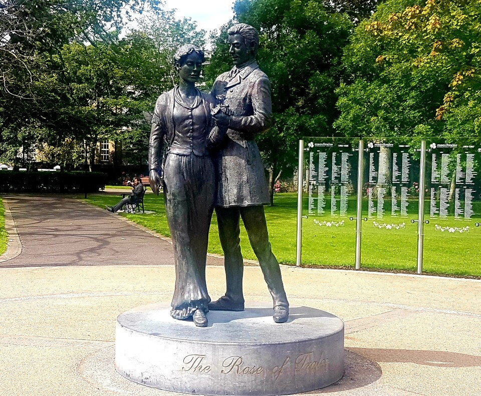 Rose of tralee statue tralee www.brandonhotel.ie_v3